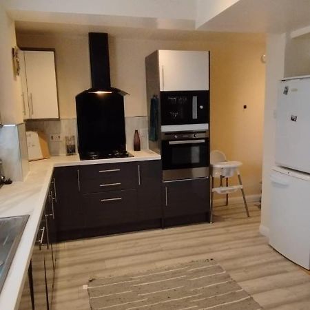 Edinburgh Villa 3 Bed Rooms House In Edinburgh - Private Parking Edimburgo Exterior foto