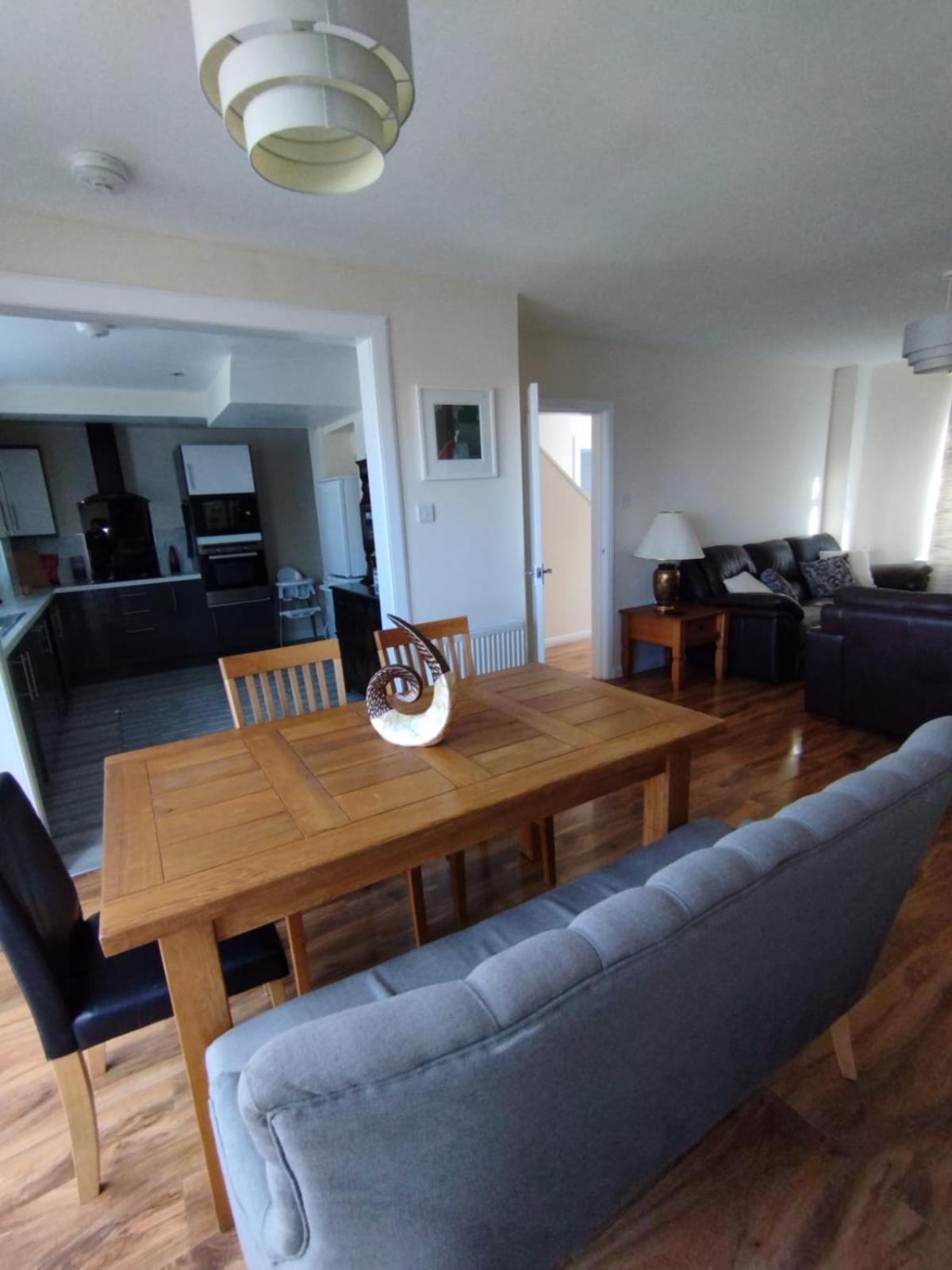 Edinburgh Villa 3 Bed Rooms House In Edinburgh - Private Parking Edimburgo Exterior foto