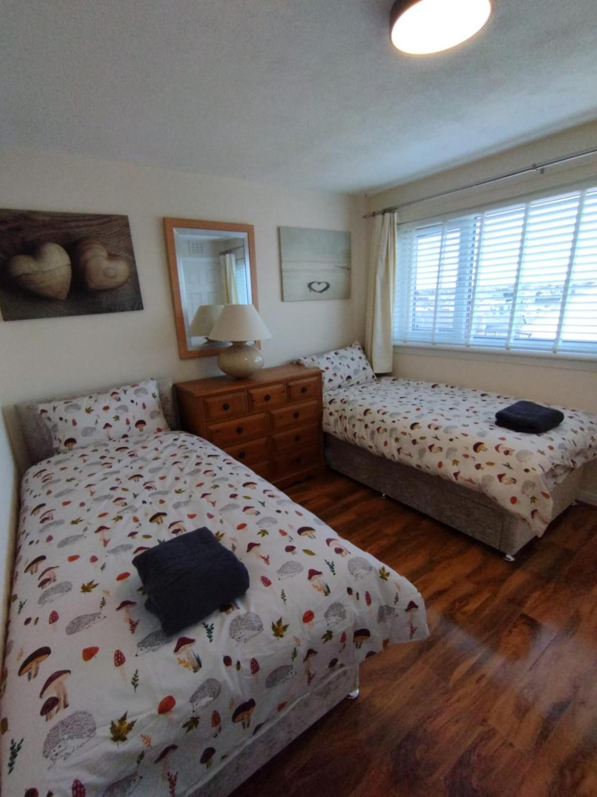 Edinburgh Villa 3 Bed Rooms House In Edinburgh - Private Parking Edimburgo Exterior foto