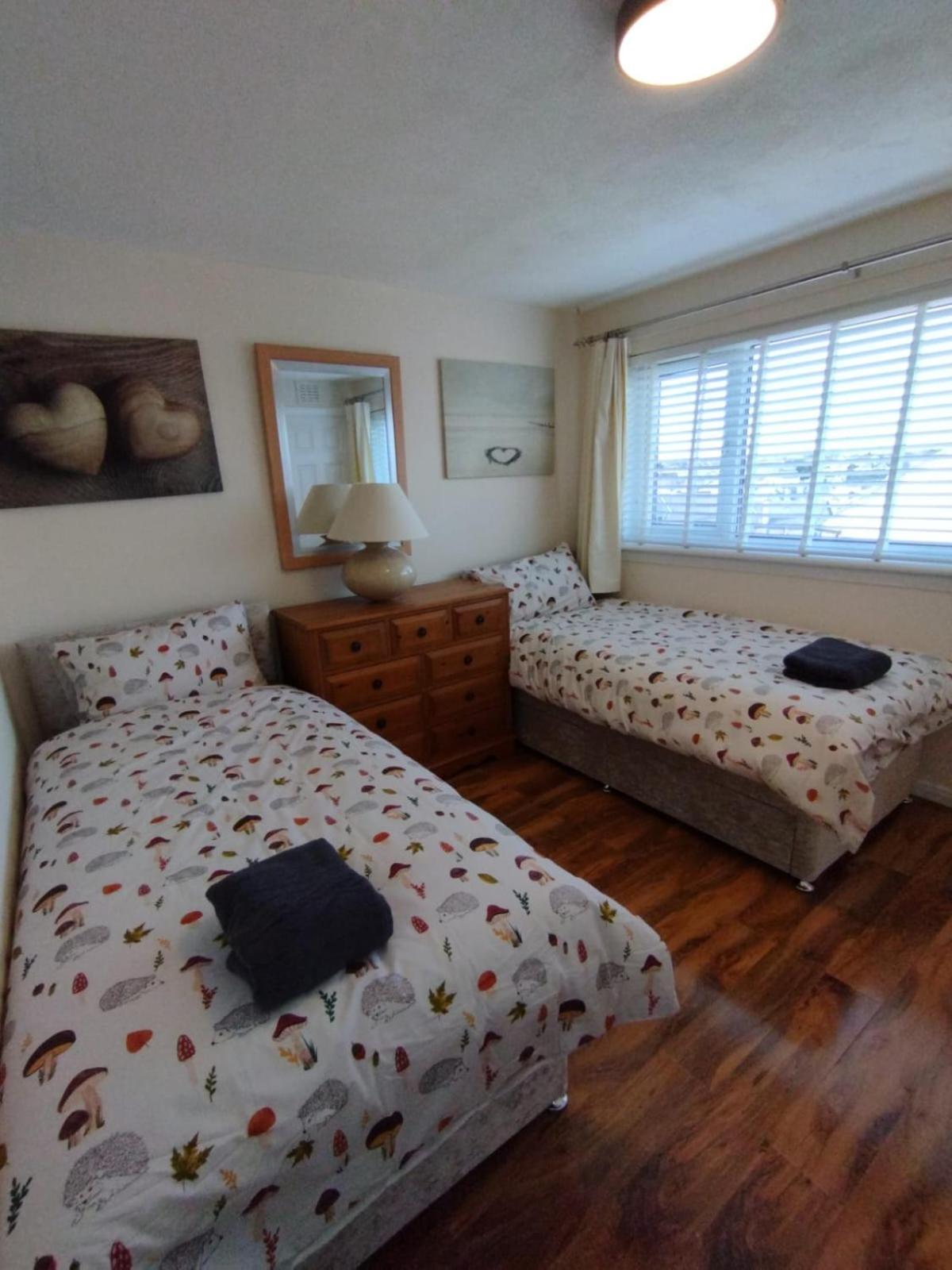 Edinburgh Villa 3 Bed Rooms House In Edinburgh - Private Parking Edimburgo Exterior foto